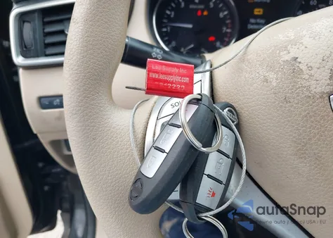 2015 Nissan Rogue Sv z USA, uszkodzony, nr VIN KNMAT2MT8FP514738